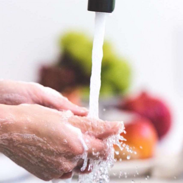 cooking-hands-handwashing-health-545013oBEagYCsY1CYL_1920x1920-2x